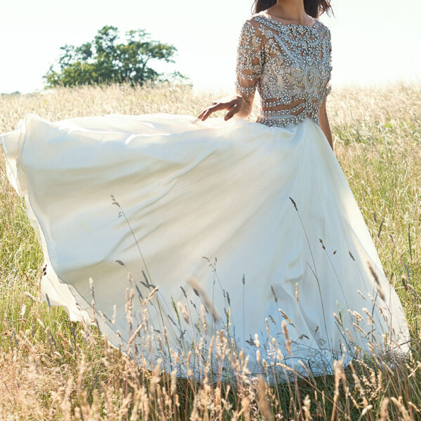 Ivory Lace A-Line Royal Bridal Gown